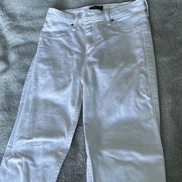 Abercrombie & Fitch White Jeans - Picture 4 of 8